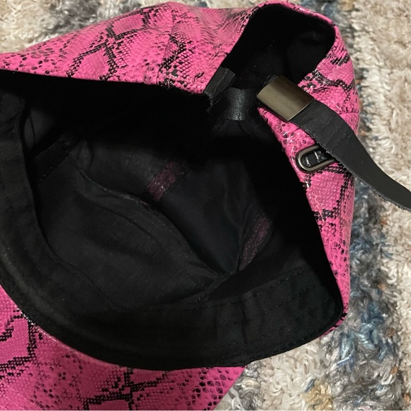 Pink Snake Print Cap - Picture 3 of 5